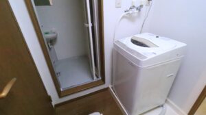 洗濯機置き場がカビだらけに!自分で除去できる?!対策方法を専門家が解説