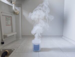 市販の防カビ剤を活用して、室内のカビを防ぐ方法を専門家が徹底解説